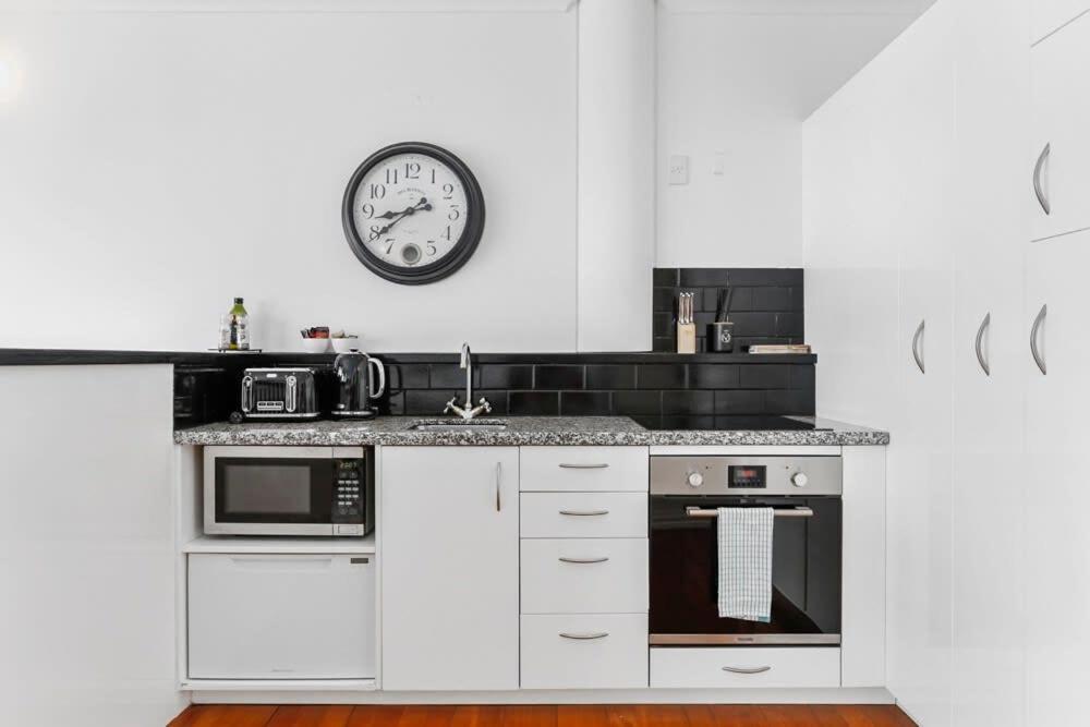 Funky One Bedroom Apartment On Princes Wharf 奥克兰 外观 照片